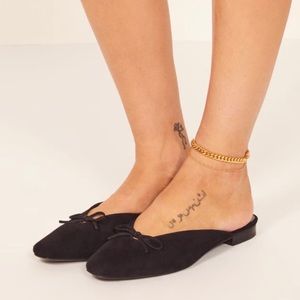 Reformation Belle Flats 🖤 Worn Once 🖤 Box Incld